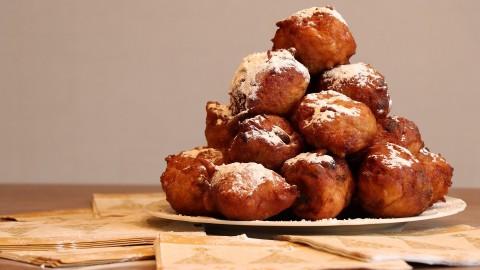 Geschiedenis van de oliebol