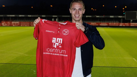 Almere City FC neemt Joey Jacobs over van AZ