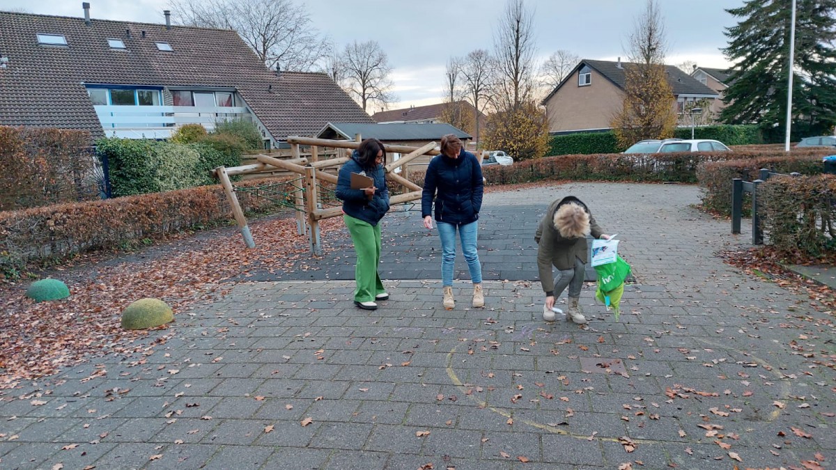 Leerkrachten in Flevoland volgden workshop: hoe ga je van binnenles naar buitenles?