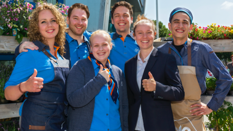 Vertrouwd winkelteam in gloednieuwe Albert Heijn Almere Salsa