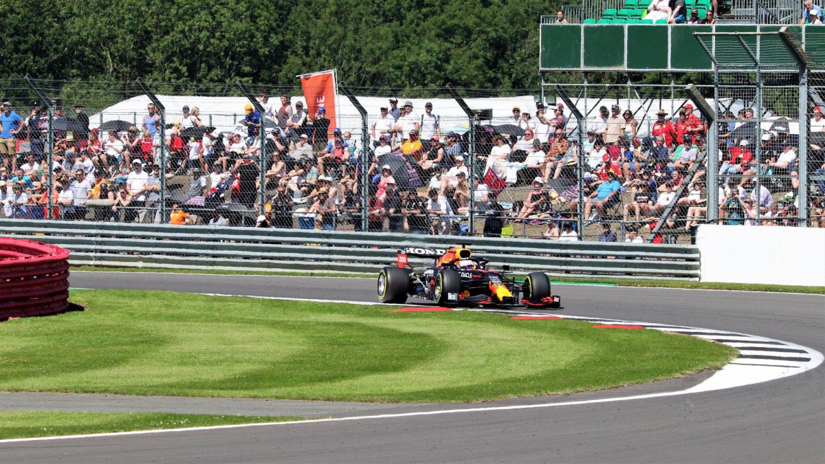 Max Verstappen benoemd tot Officier in de Orde van Oranje-Nassau