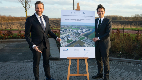 Minister Hugo de Jonge geeft aftrap voor versnelling woningbouw in Lelystad