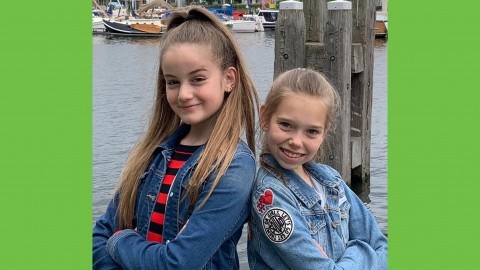 Twee jonge onderneemsters (11 en 12 jaar oud) stellen hun bedrijf KD Line 2.0 graag voor!