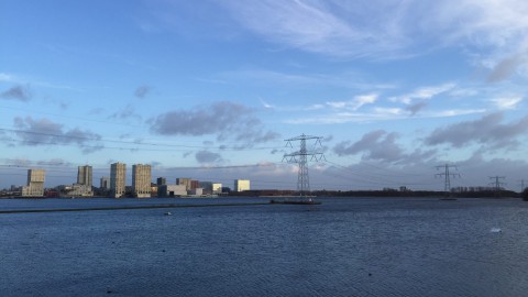 Vrij zacht en droog met geregeld zonneschijn.