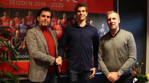 Stijn Keller tekent eerste profcontract