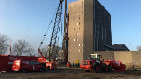 Trebbe en BPD slaan eerste paal appartementencomplex Extravert Almere Buiten