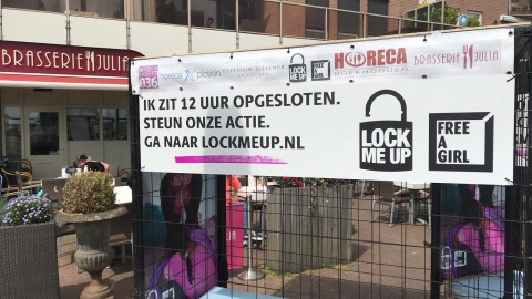 Lock me Up - Free a Girl kooien zijn geplaatst!